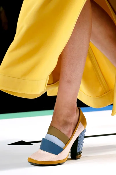 Look 61